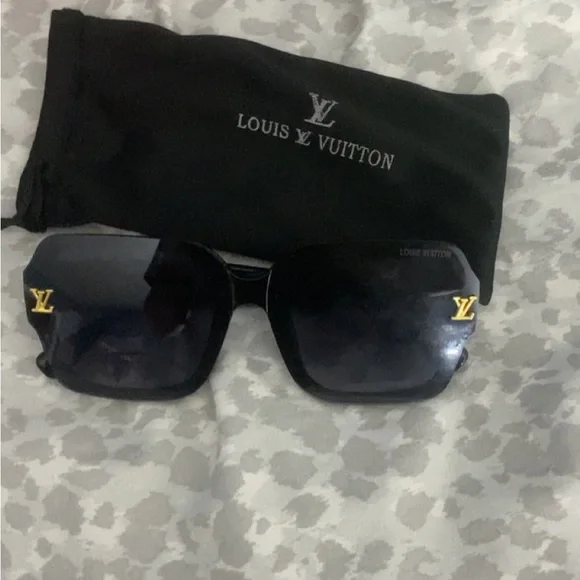 Louis Vuitton | Accessories | Louis Vuitton Sunglasses  display picture 1